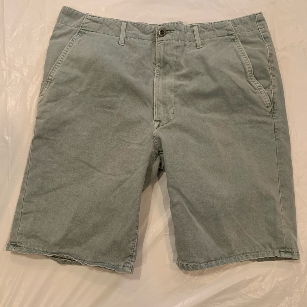 Levi's Light Green Men's Chino Shorts 36x10